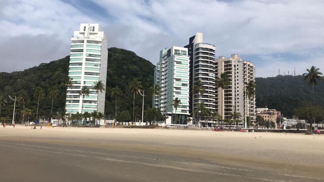 3 Dormitorios No Guaruja, Proximo Ao Aquario! Sinta-Se Em Casa! Bagian luar foto